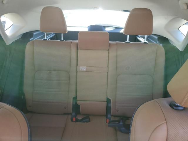 Lexus NX 300 Base Image 8