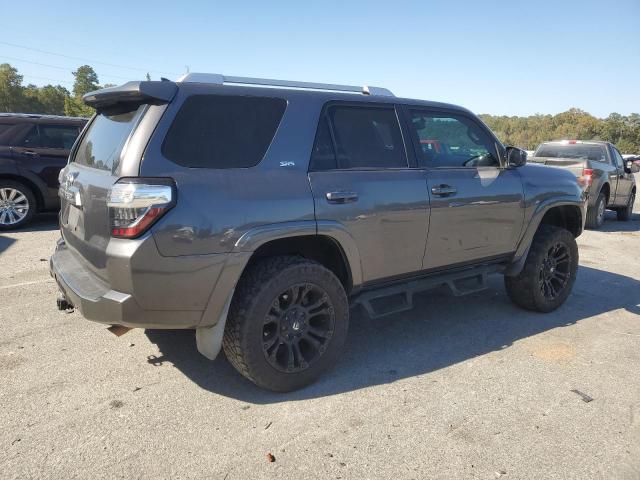 Toyota 4Runner Sr5 Image 6