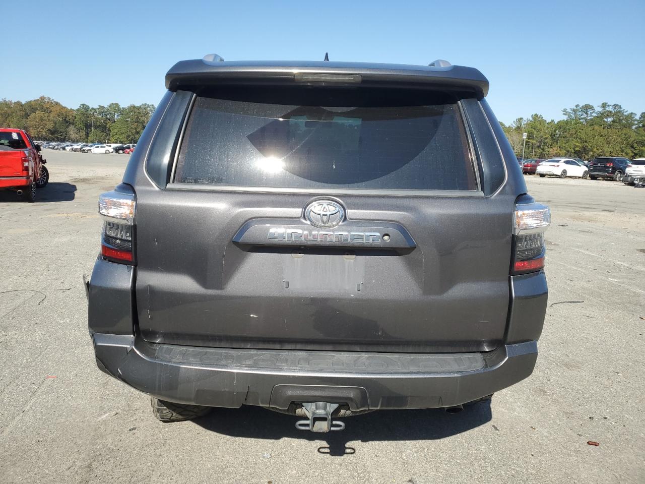 Toyota 4Runner Sr5 Image 4