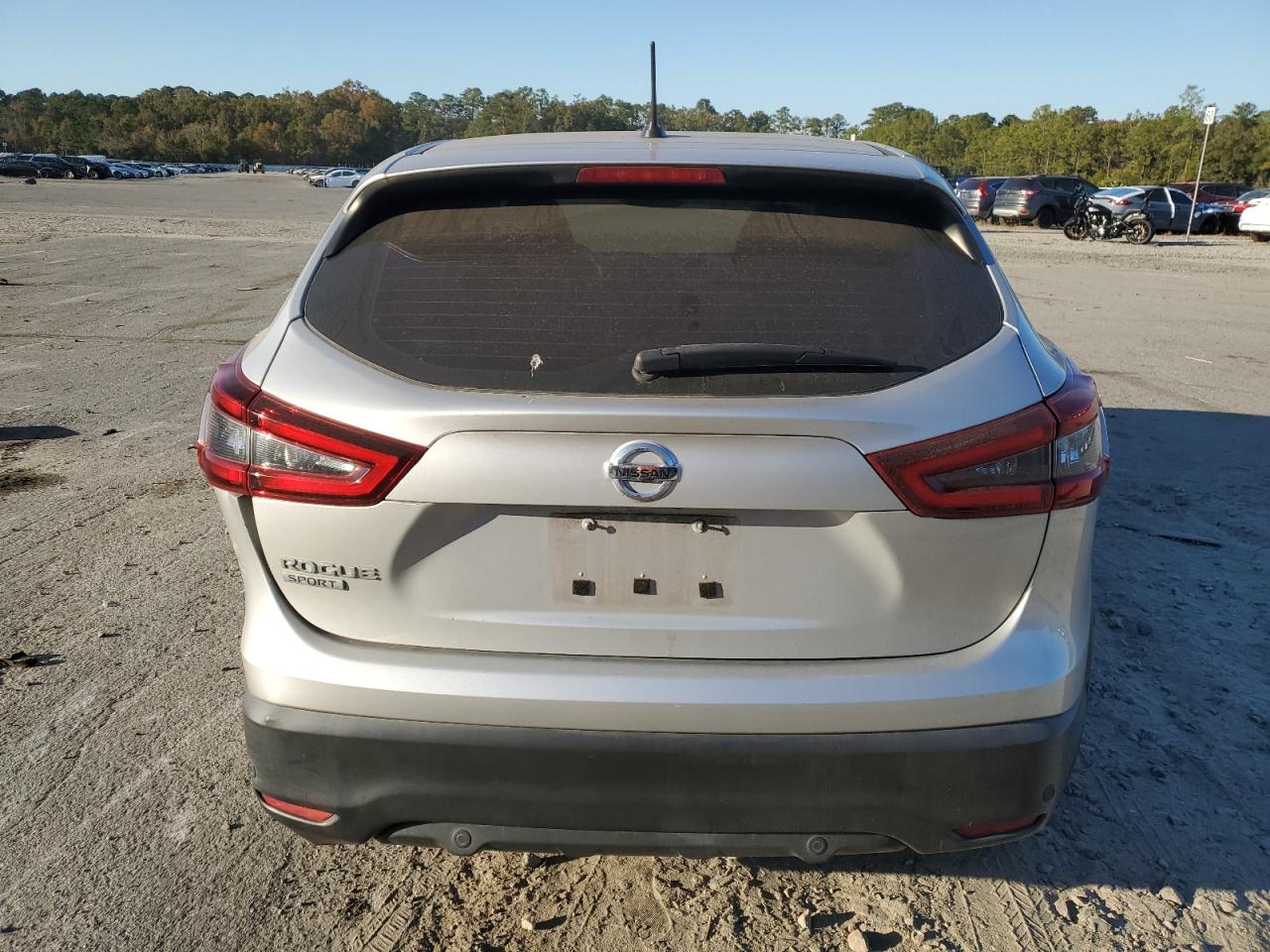 Nissan Rogue S Image 6