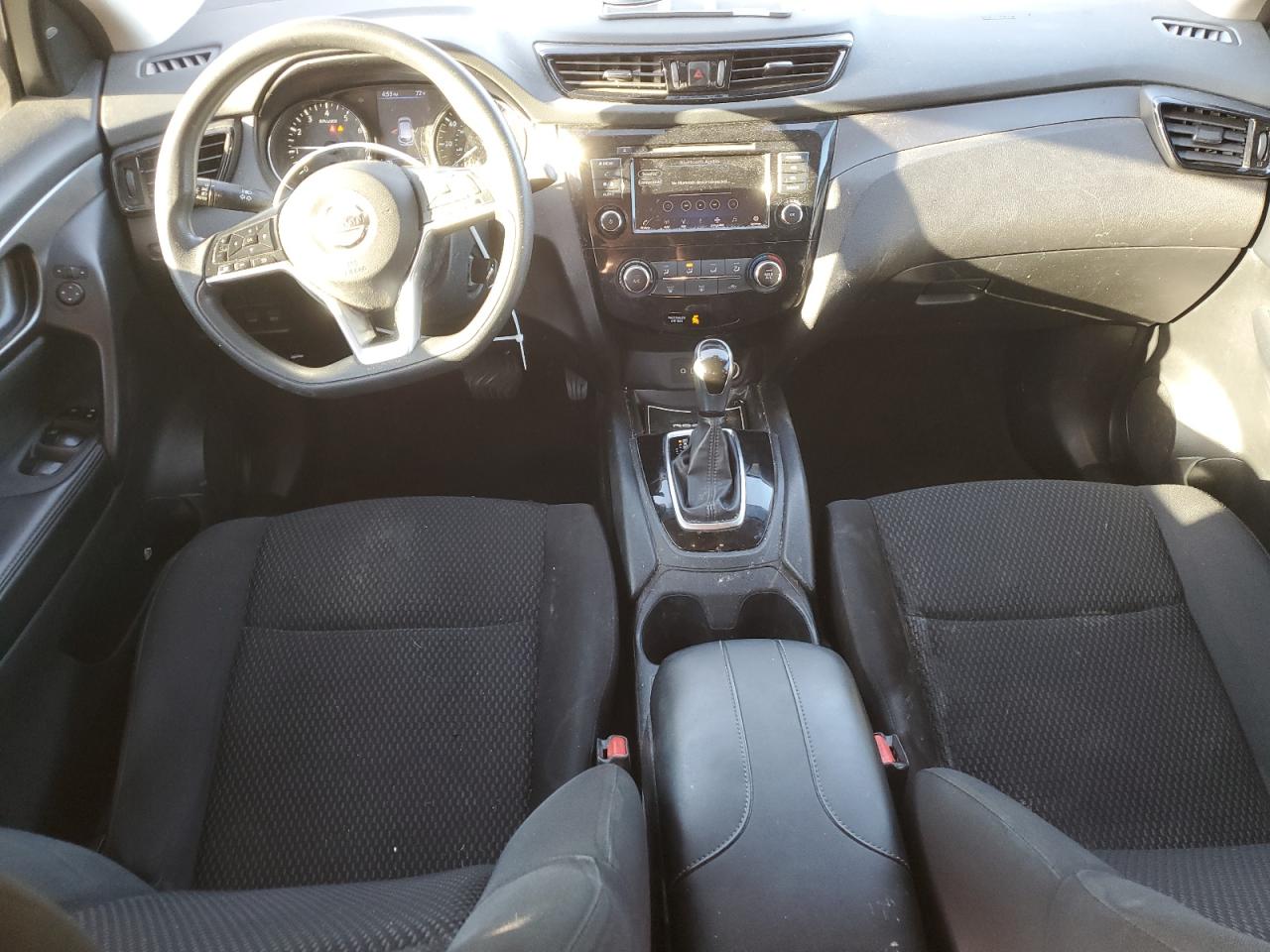 Nissan Rogue S Image 2