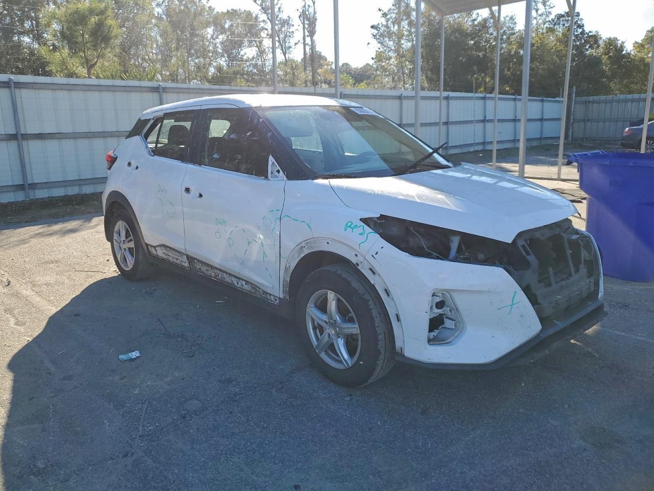 Nissan Kicks S Image 4