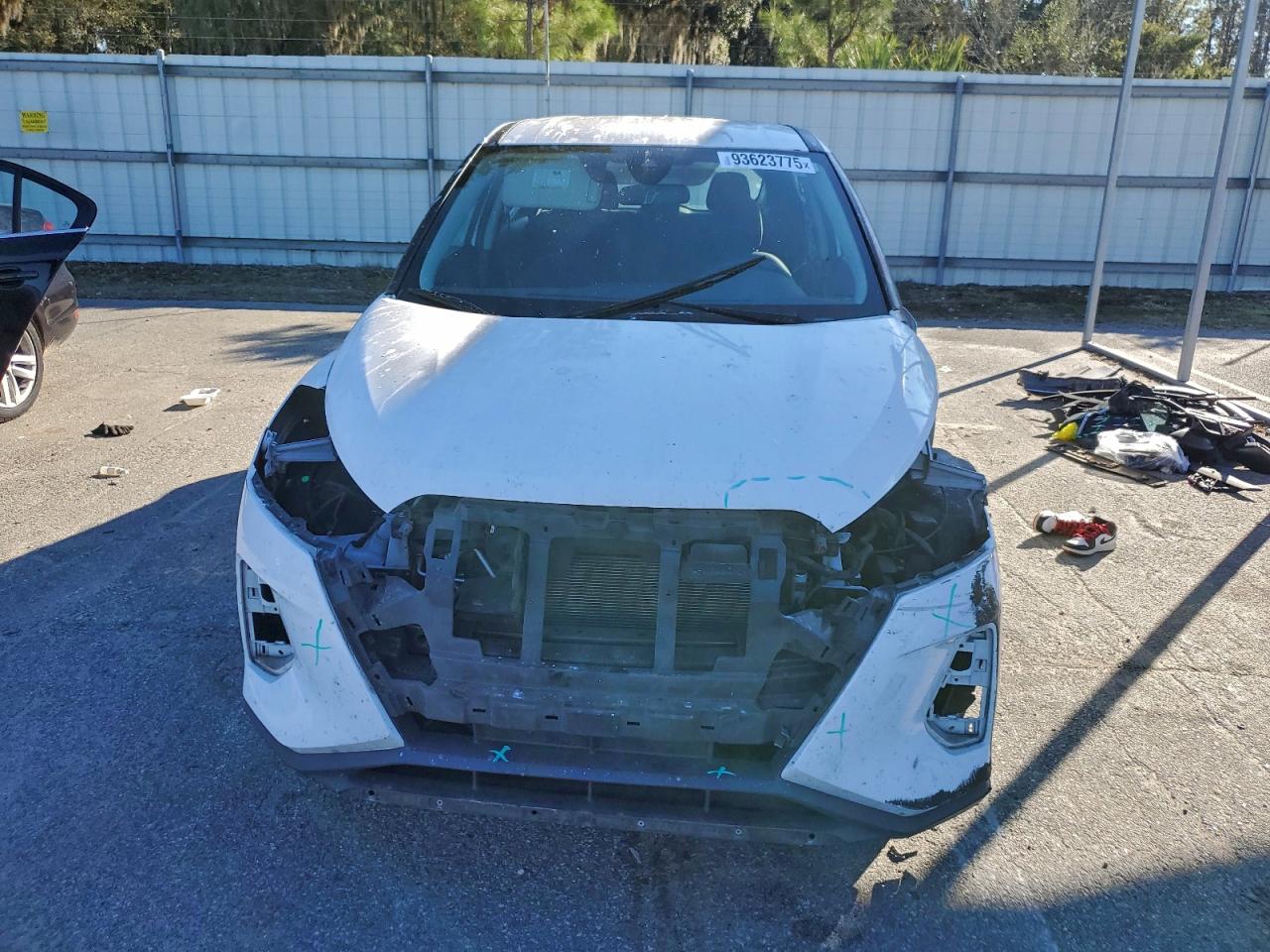 Nissan Kicks S Image 7