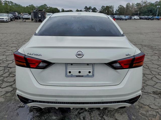 Nissan Altima Sl Image 2