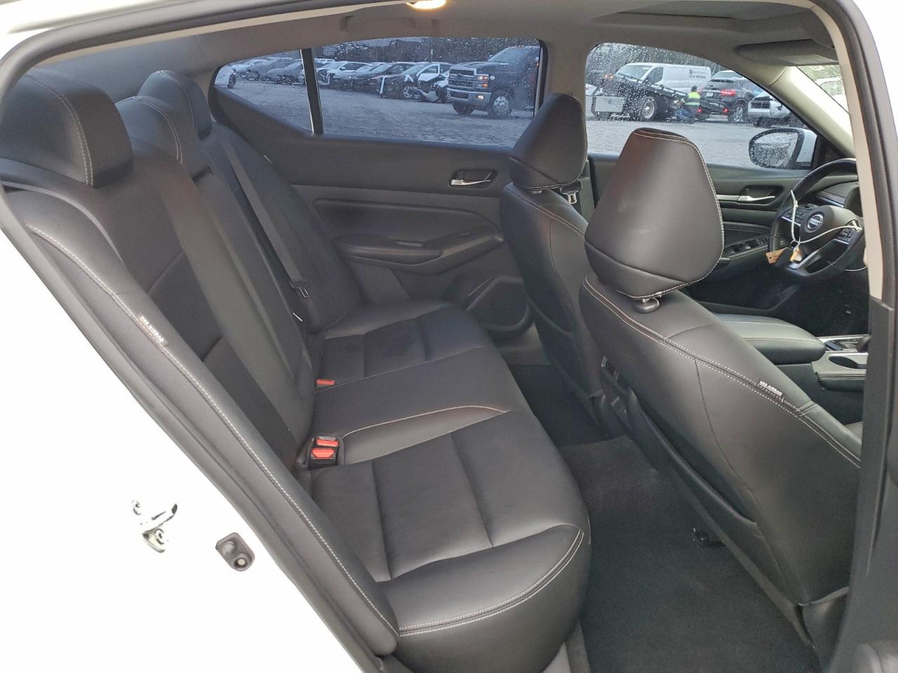 Nissan Altima Sl Image 8