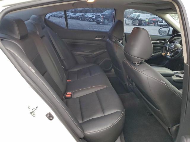 Nissan Altima Sl Image 8