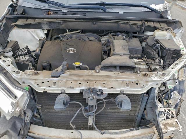 Toyota Highlander Se Image 7