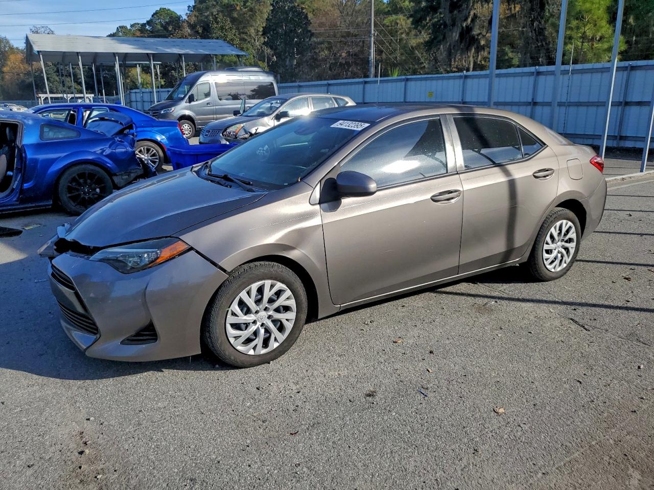 Toyota Corolla L Image 1