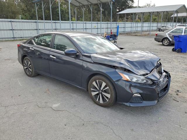 Nissan Altima Sv Image 4