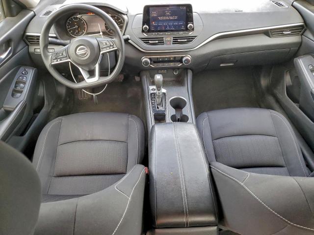 Nissan Altima Sv Image 12