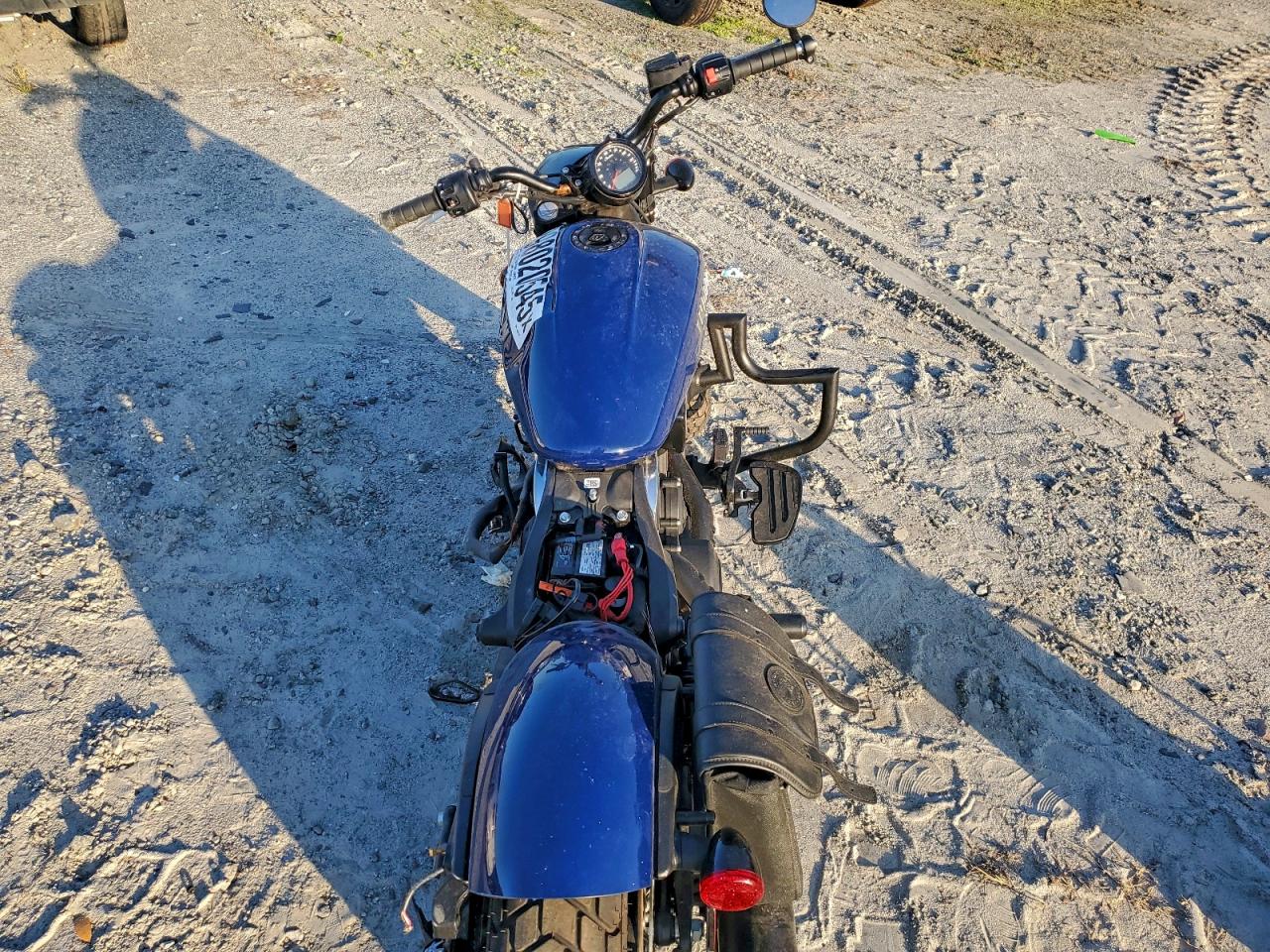 Indian Motorcycle Co Motorcycle Bobber Abs Image 3