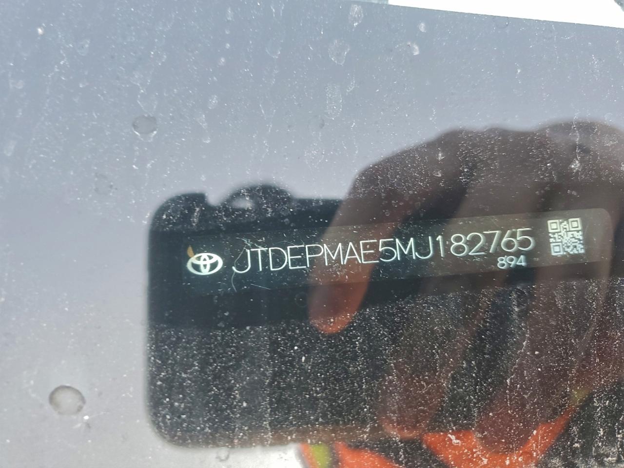 Toyota Corolla Le Image 8