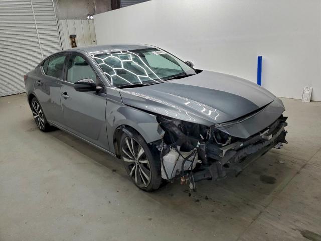 Nissan Altima Sr Image 12