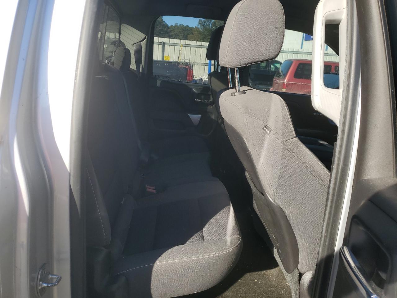 Chevrolet Silverado C1500 Lt Image 8