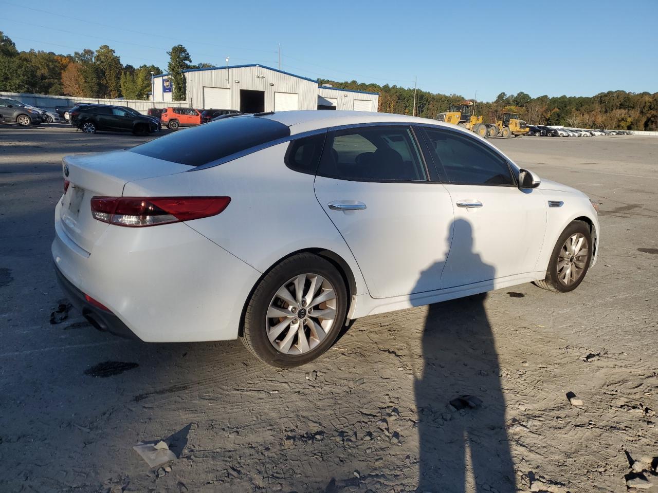 Kia Optima Lx Image 3