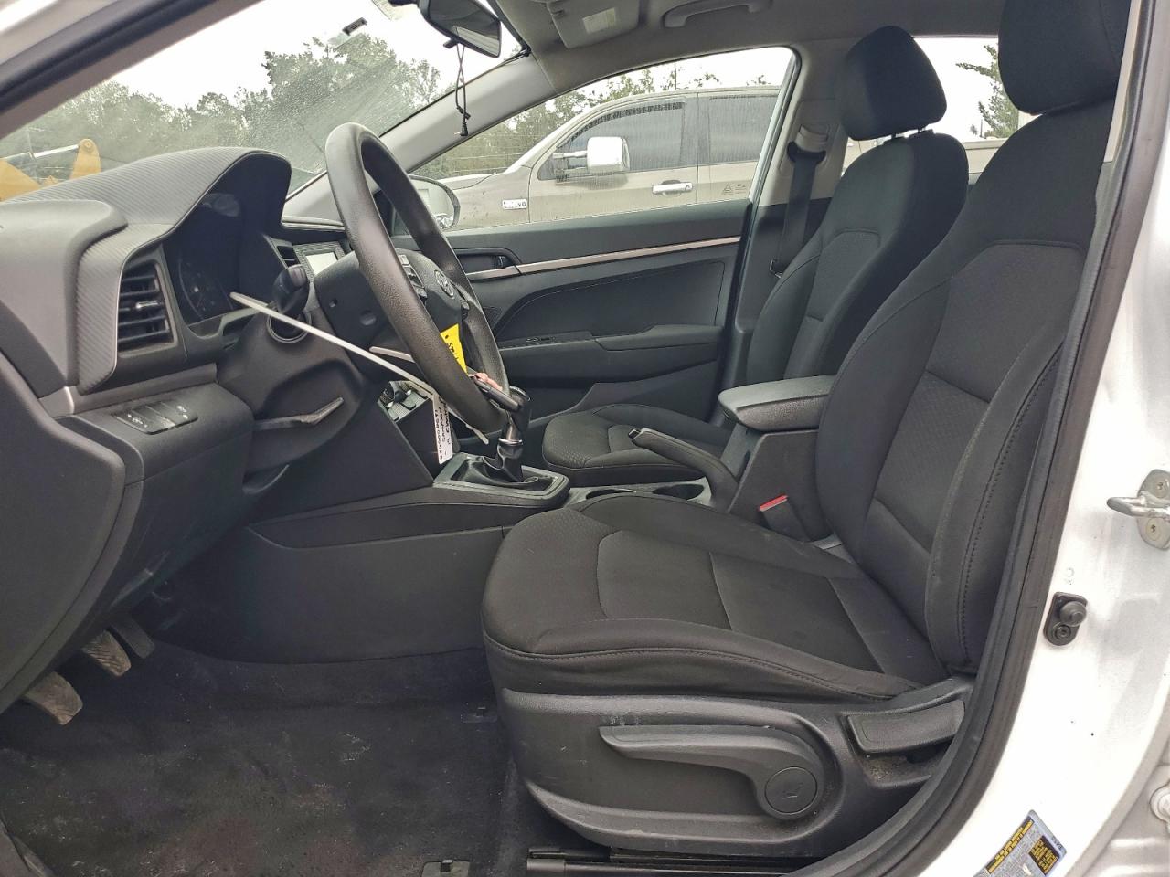 Hyundai ELANTRA Se Image 5