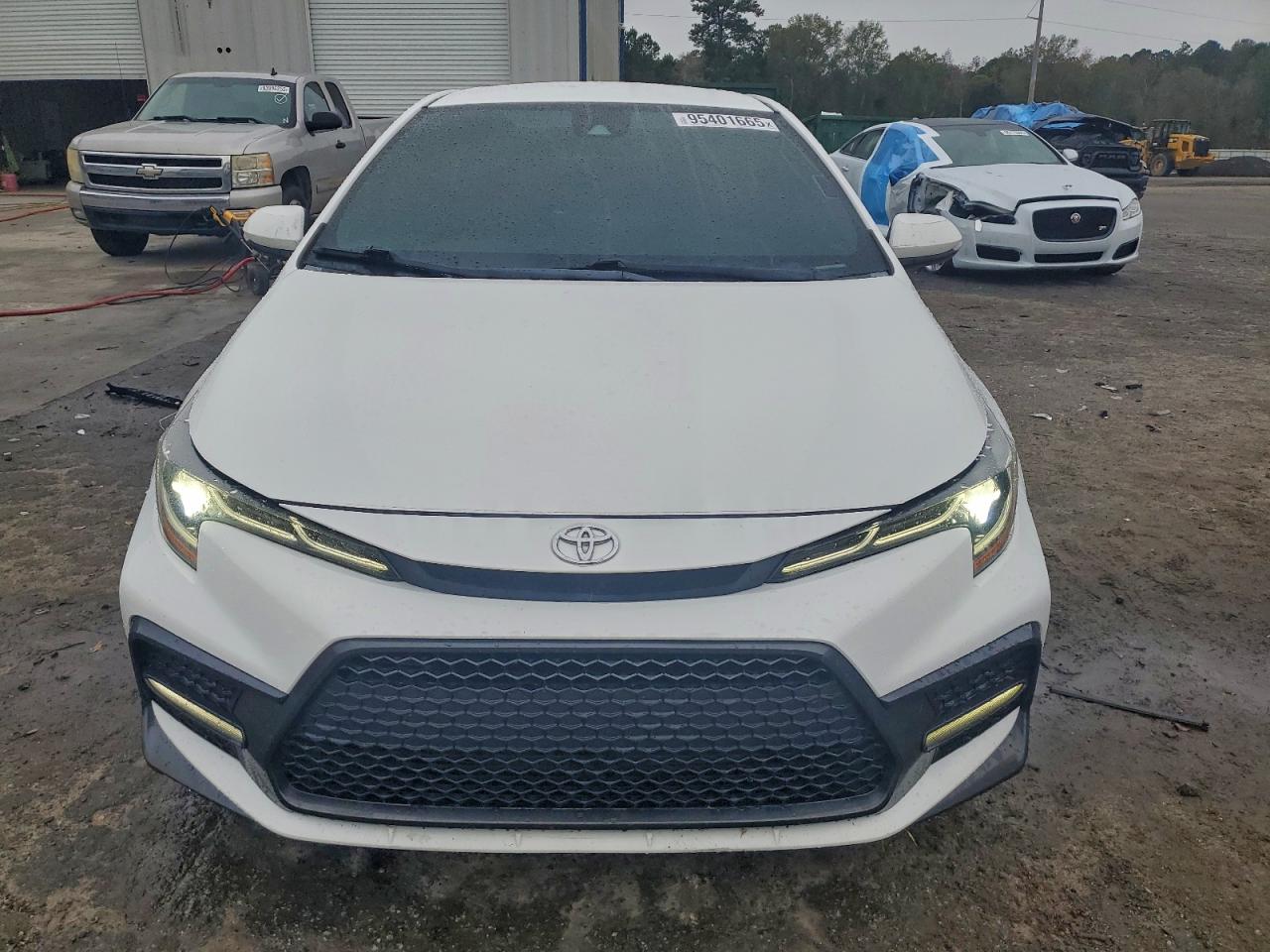 Toyota Corolla Se Image 11