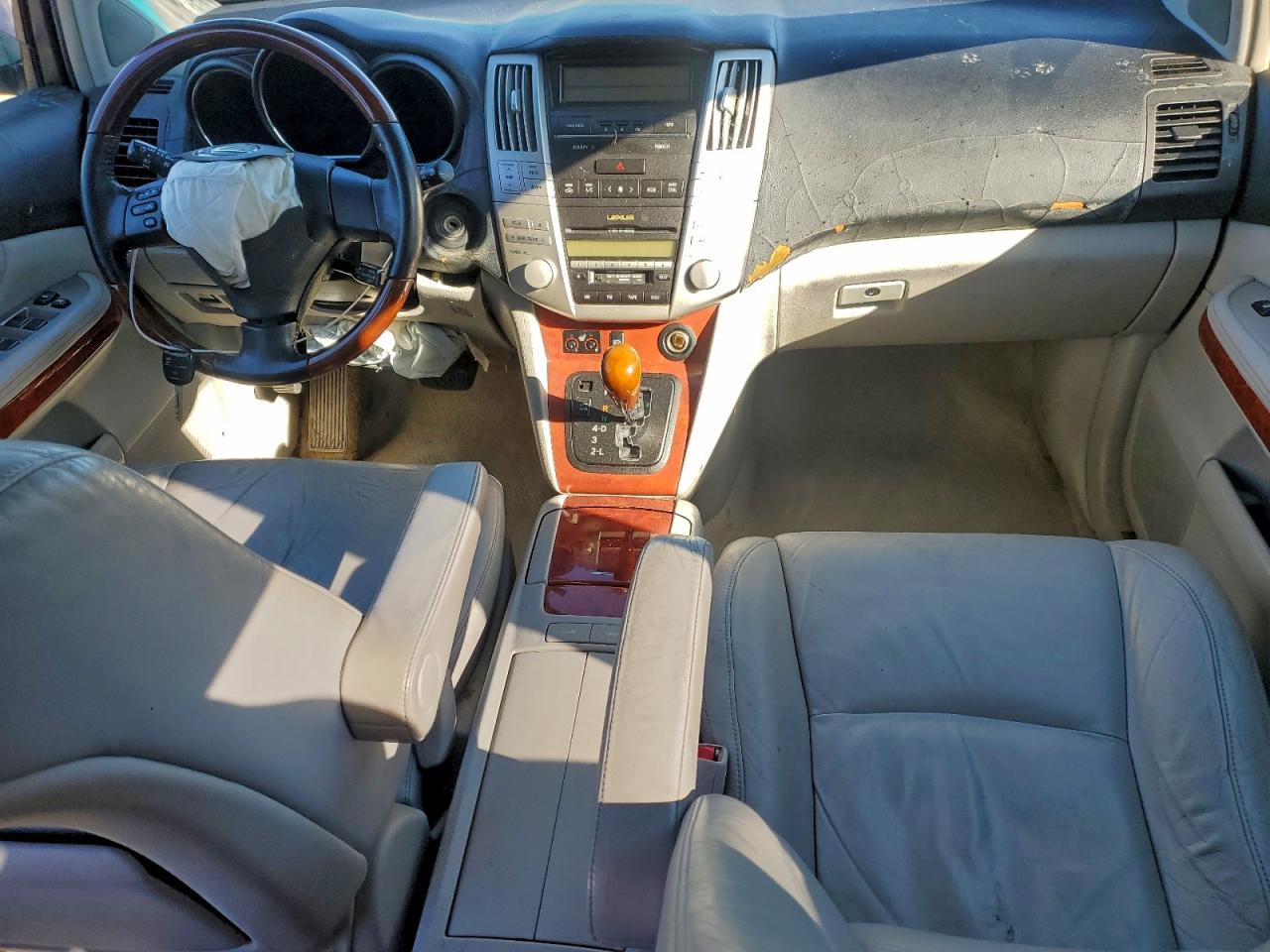 Lexus RX 330 Image 13