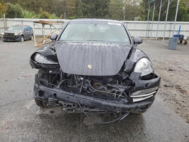 Porsche Cayenne Image 3