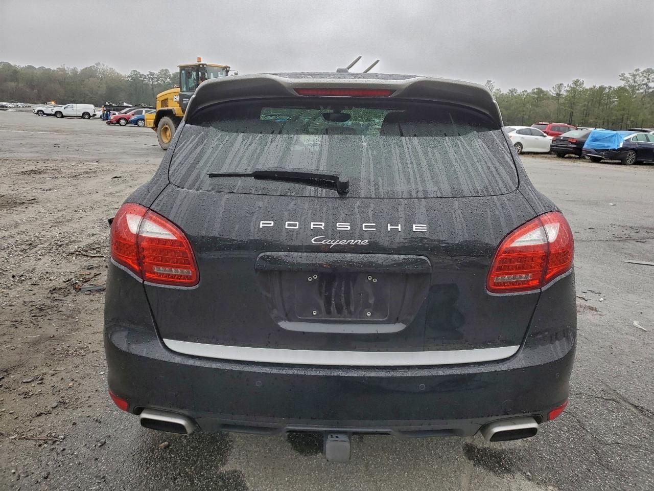 Porsche Cayenne Image 6
