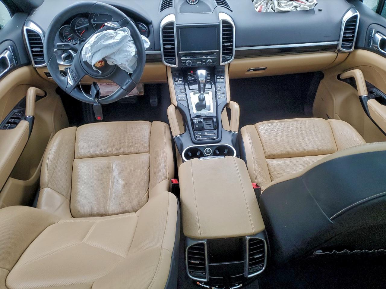 Porsche Cayenne Image 7