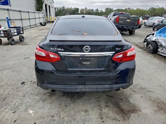 Nissan Altima 2.5 Image 11