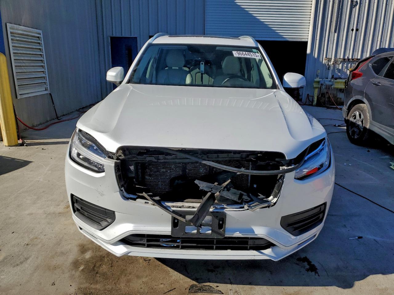 Volvo XC90 T5 Momentum Image 8