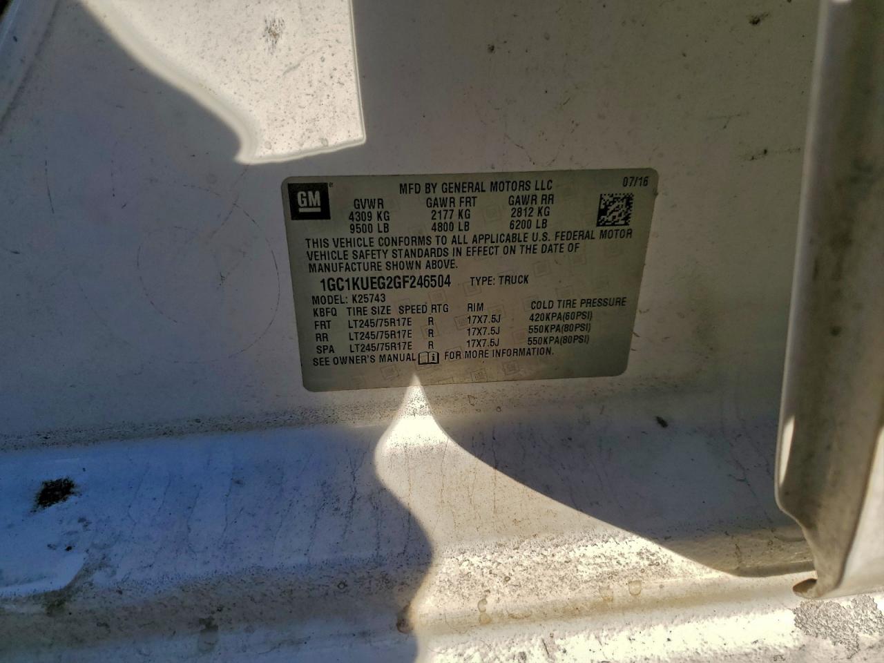 Chevrolet Silverado K2500 Heavy Duty Image 12