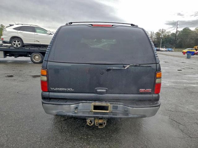 GMC Yukon C1500 Image 7