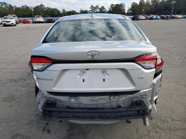 Toyota Corolla Le Image 8