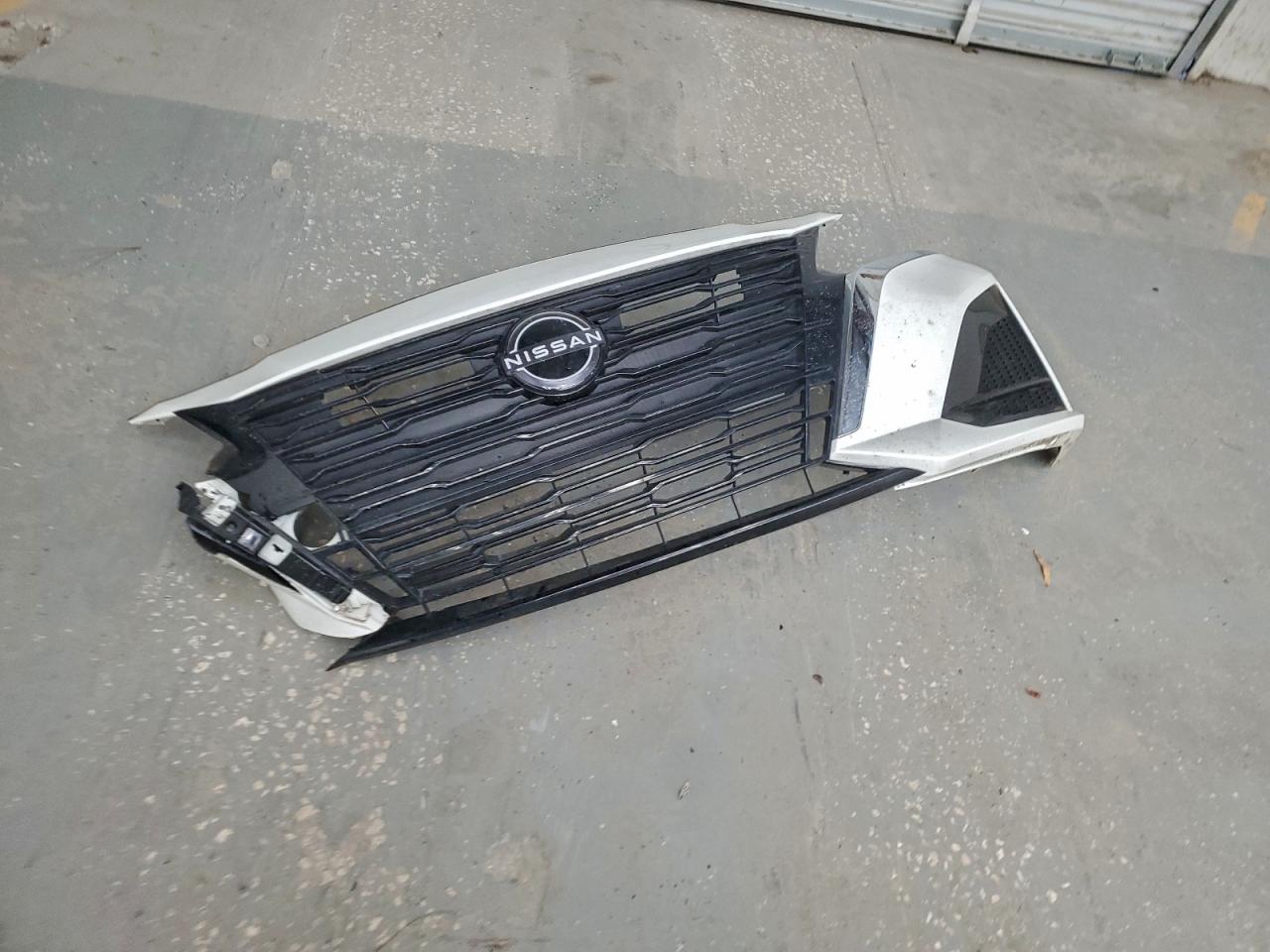 Nissan Altima Sv Image 12