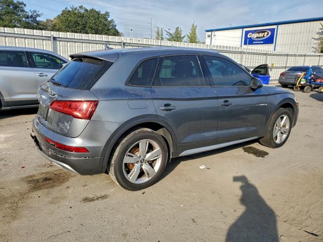 Audi Q5 Premium Image 8