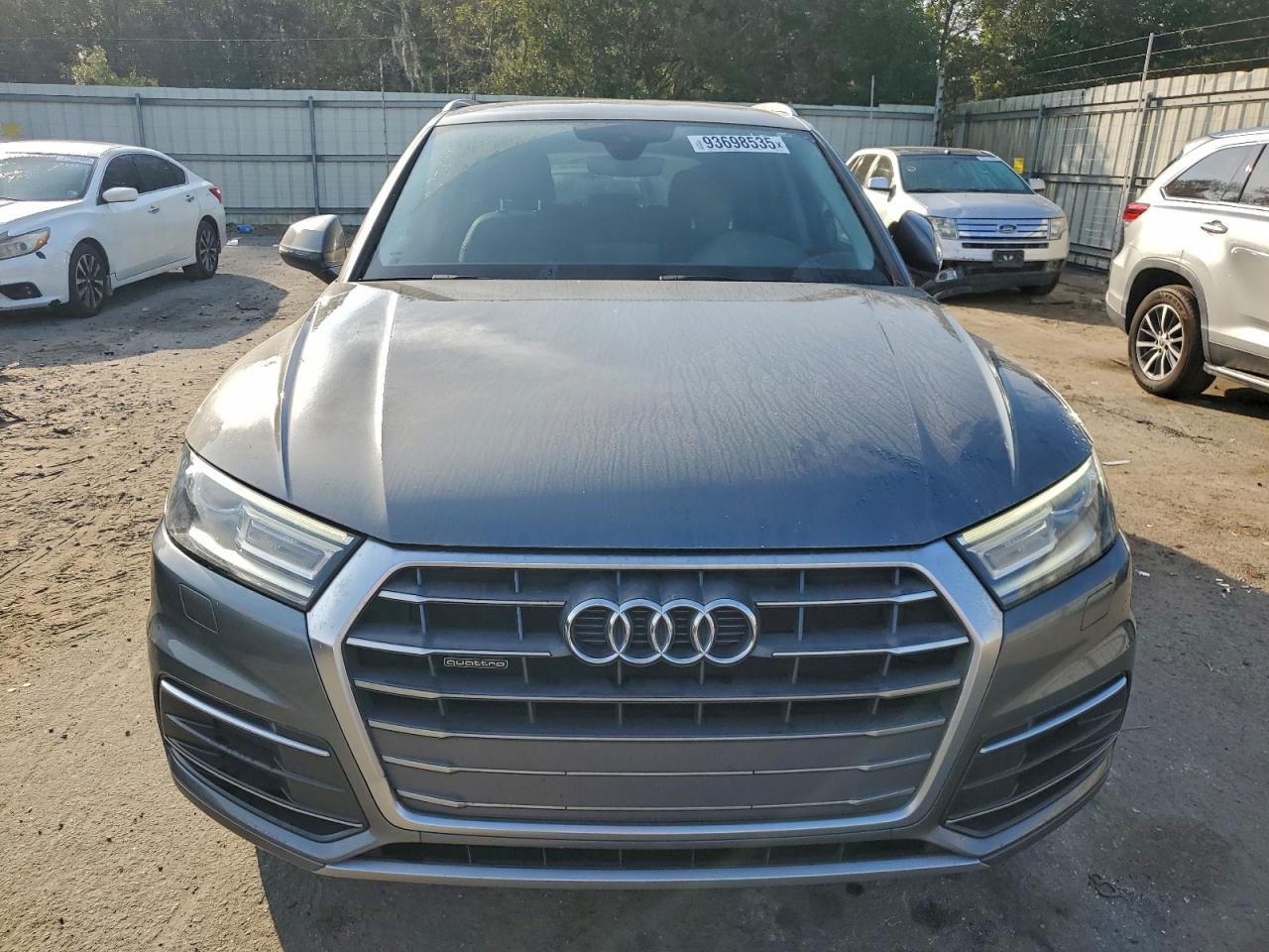 Audi Q5 Premium Image 10