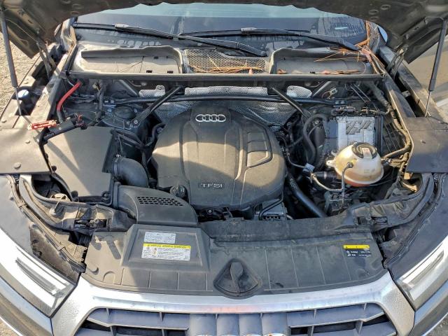 Audi Q5 Premium Image 11