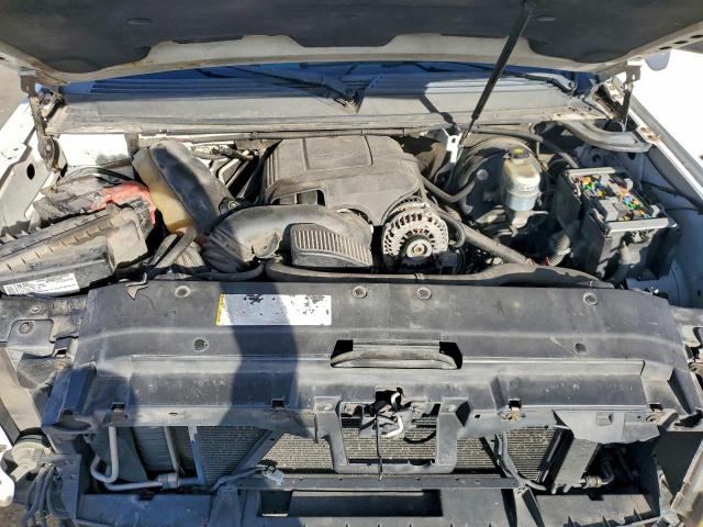 GMC Yukon Sle Image 13