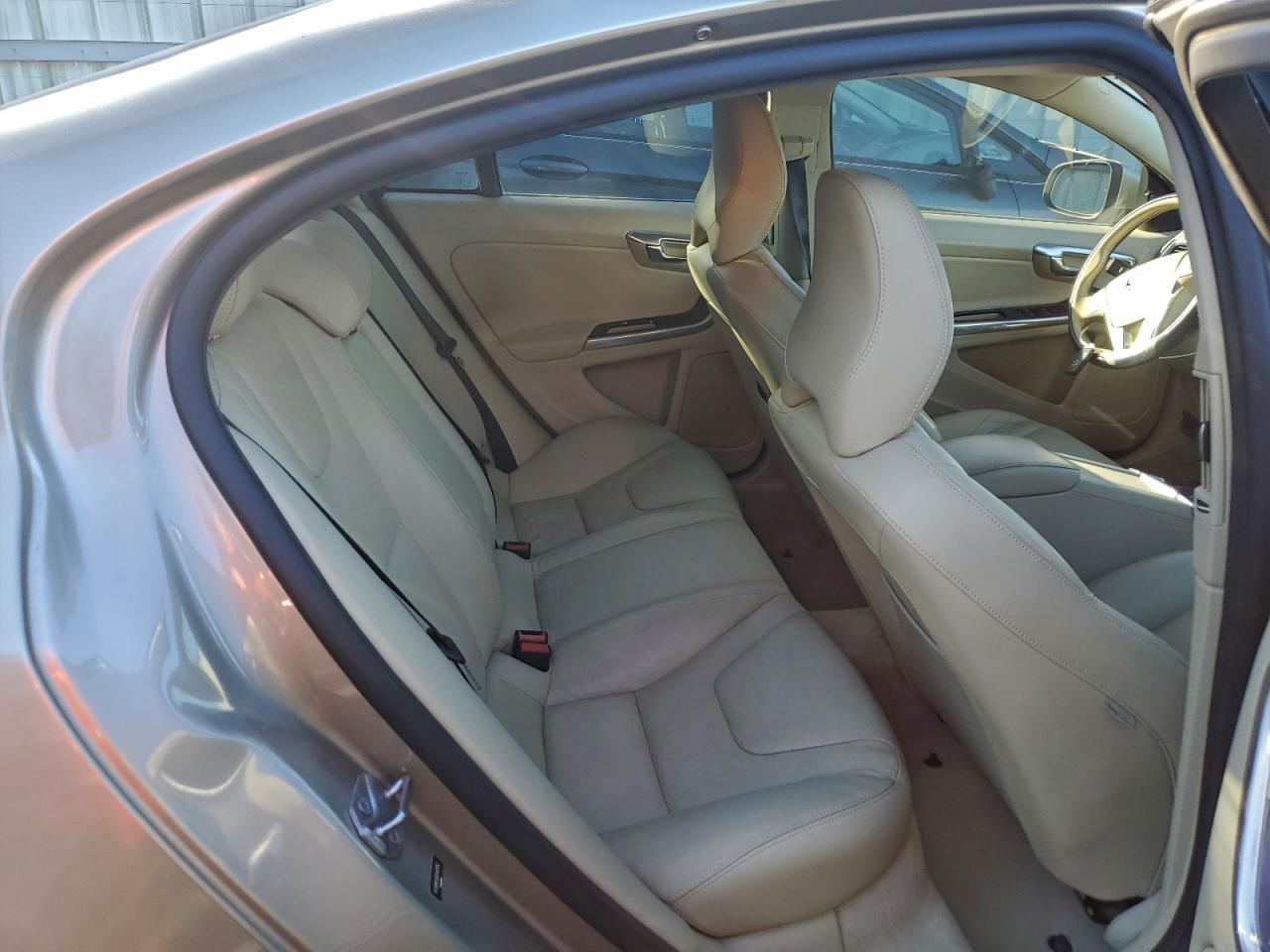 Volvo S60 Premier Image 6