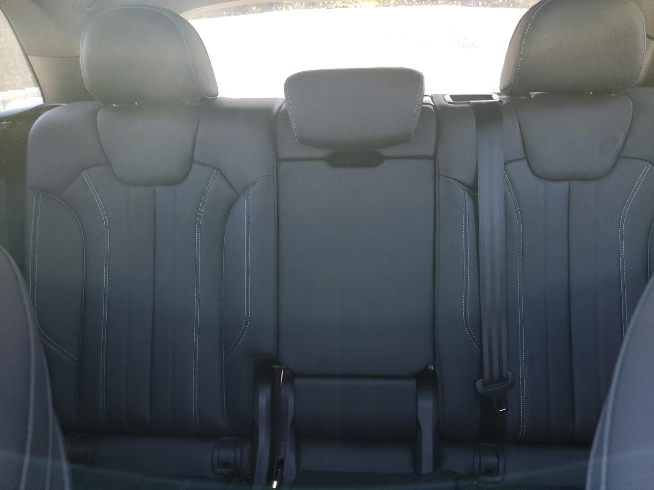 Audi Q5 Premium Plus 45 Image 12