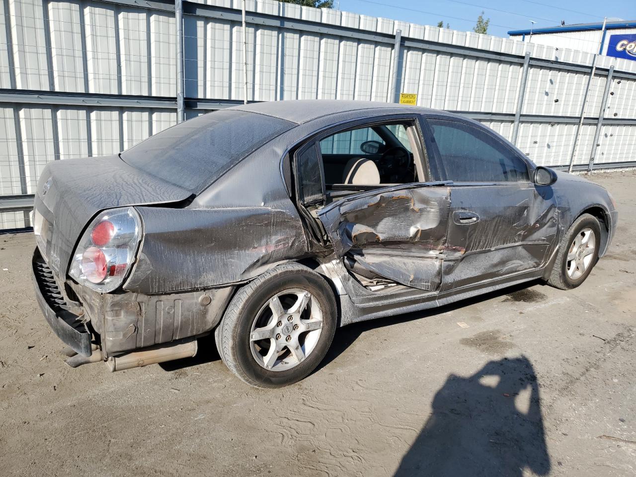 Nissan Altima S Image 11