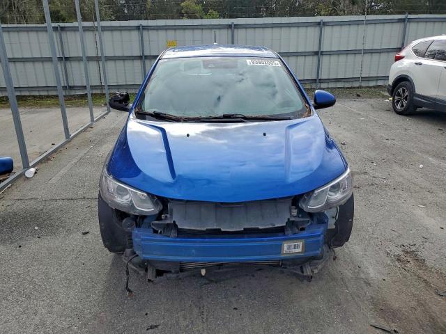 Chevrolet Sonic Lt Image 2