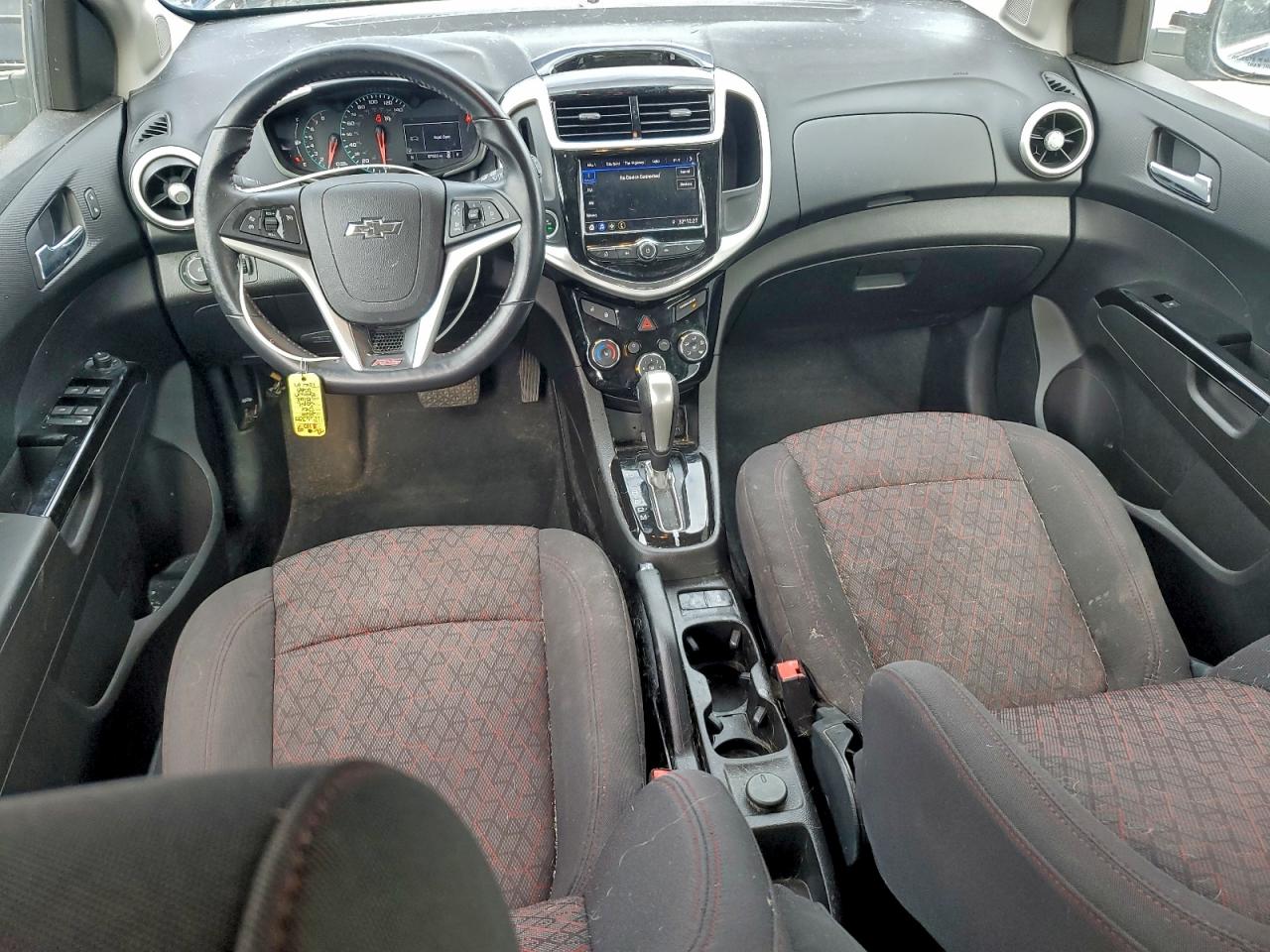 Chevrolet Sonic Lt Image 6
