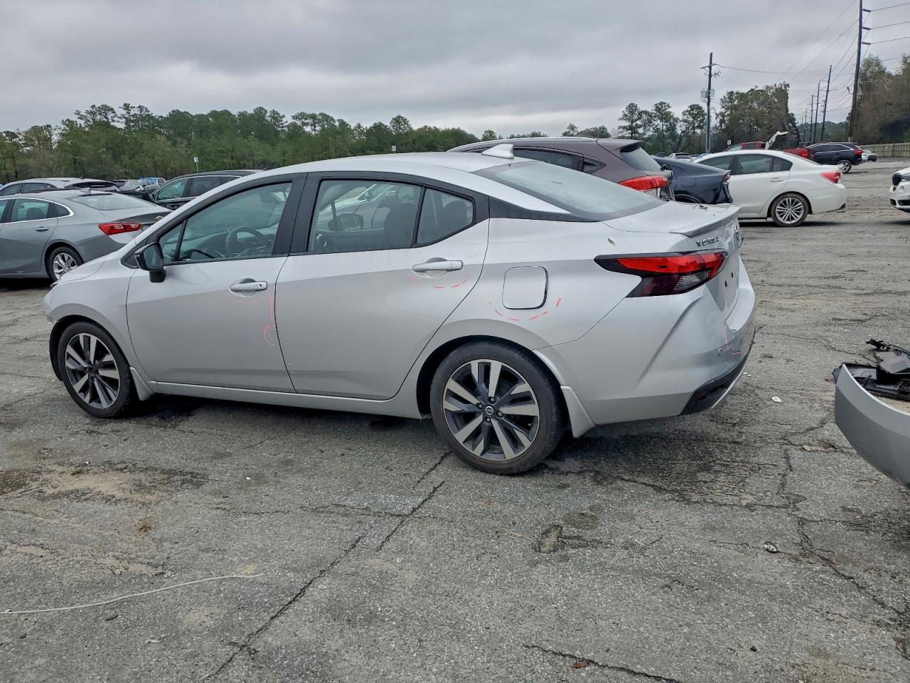 Nissan Versa Sr Image 11