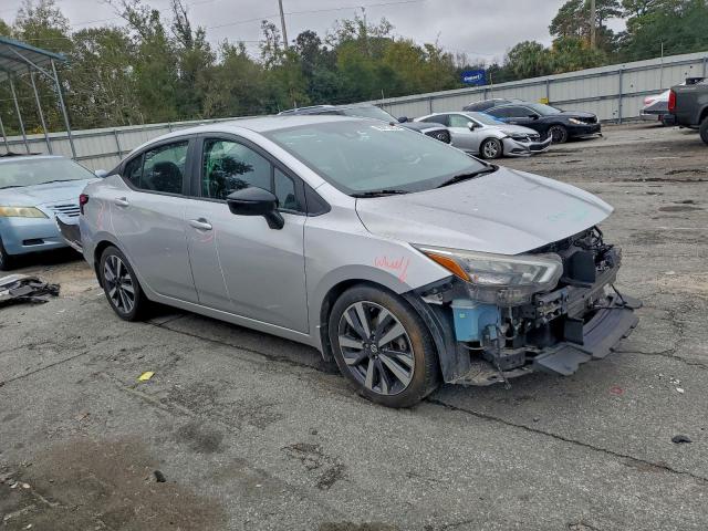 Nissan Versa Sr Image 2