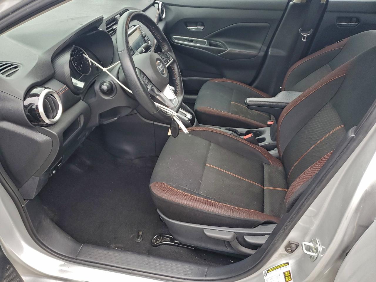 Nissan Versa Sr Image 9