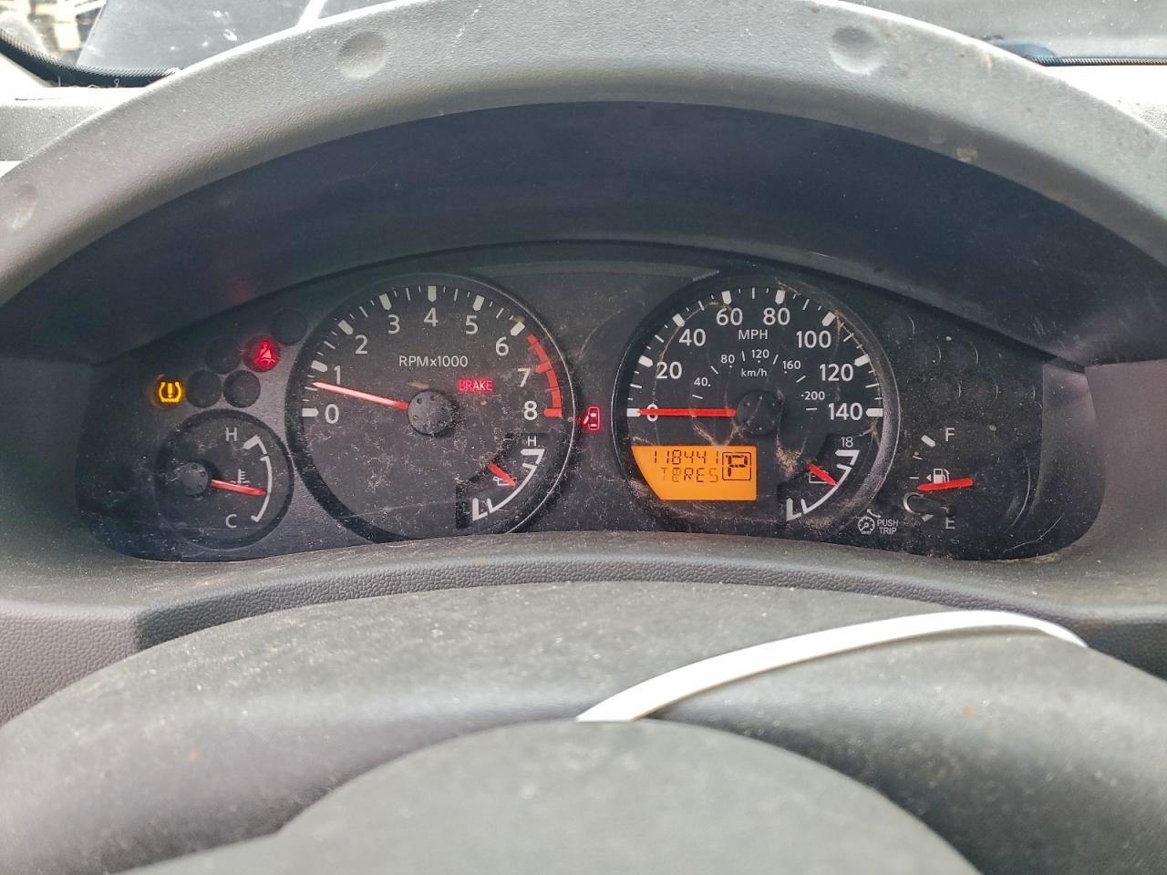 Nissan Frontier S Image 9