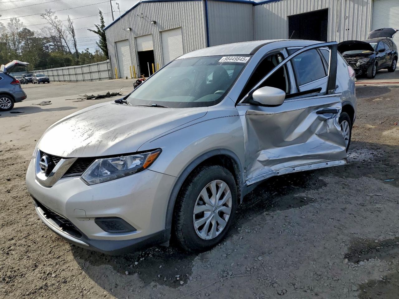 Nissan Rogue S Image 1
