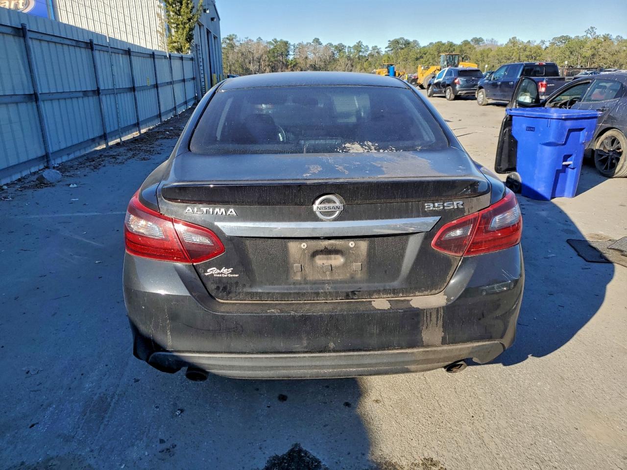 Nissan Altima 3.5sl Image 7