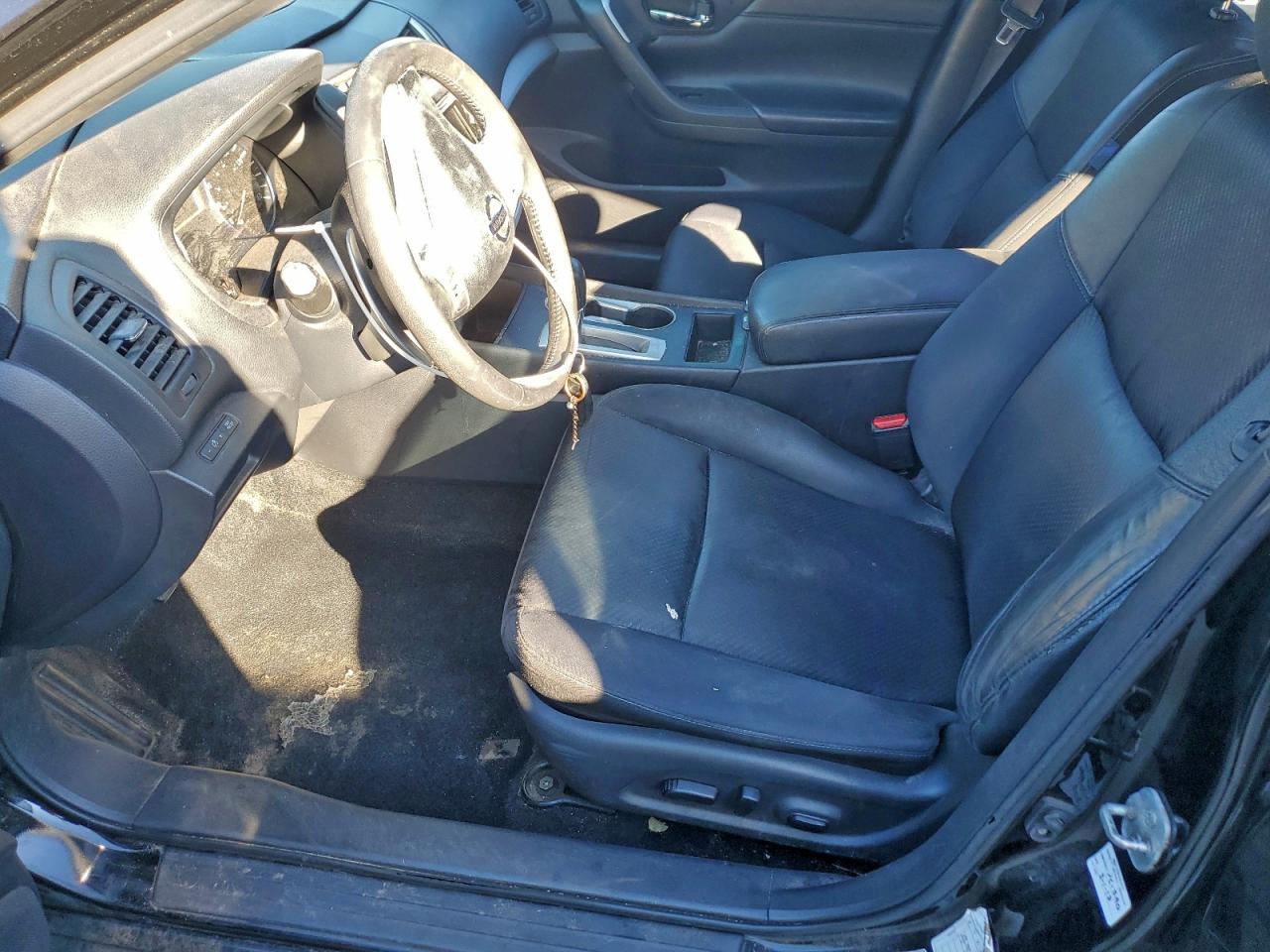 Nissan Altima 3.5sl Image 6