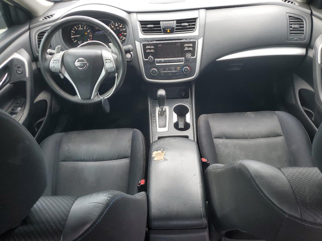 Nissan Altima 2.5 Image 9
