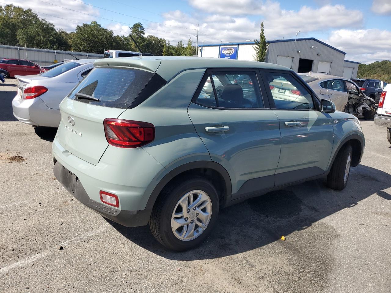 Hyundai VENUE Se Image 3