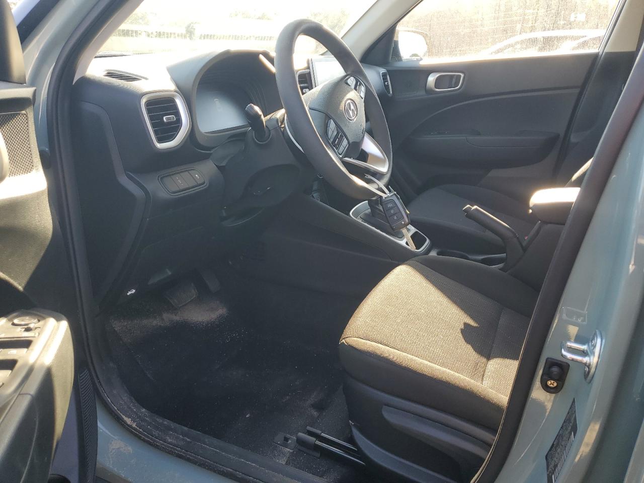 Hyundai VENUE Se Image 10